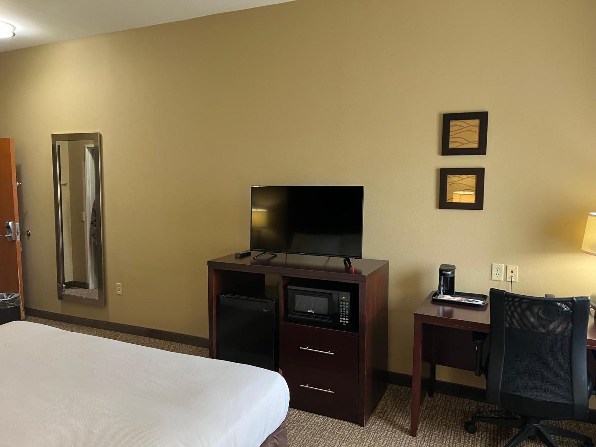 Days Inn & Suites By Wyndham Manheim Lebanon Exterior foto